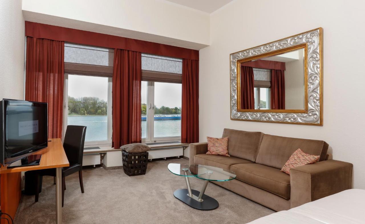 Hotel Am Rhein Wesseling Eksteriør billede