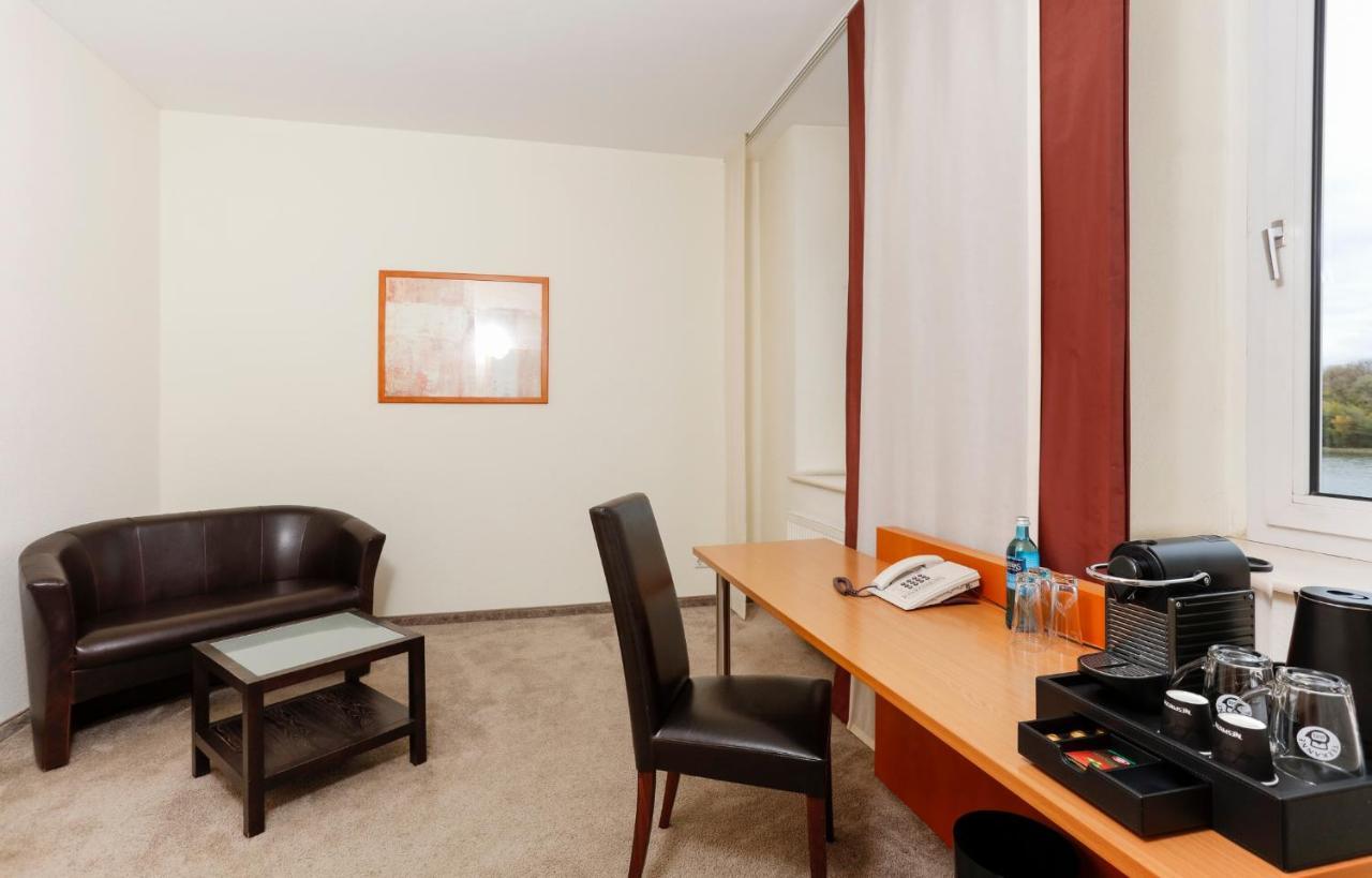 Hotel Am Rhein Wesseling Eksteriør billede
